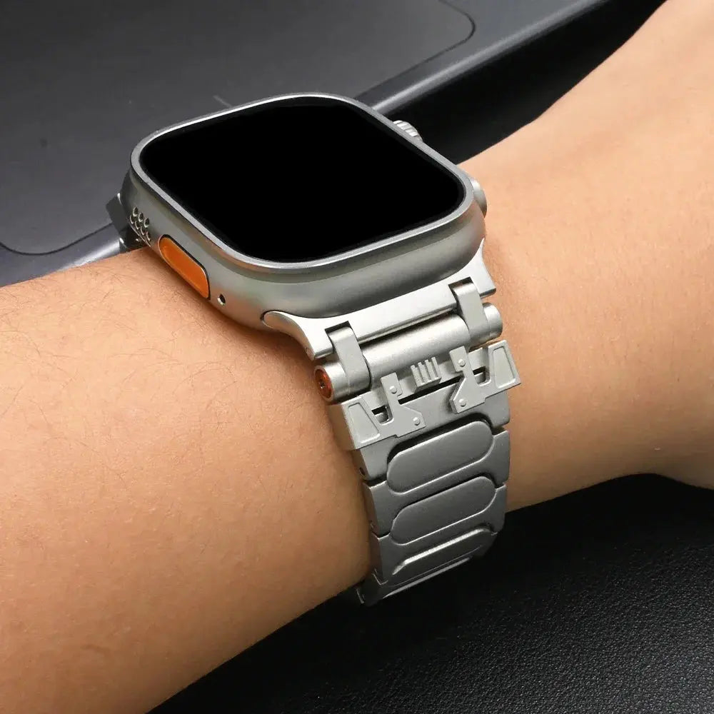 Titanium Metal Strap for Apple Watch 10 46mm Ultra 1 2 49mm Luxury Men Bracelet for Iwatch Series 9 8 7 6 5 4 Se 45mm 44mm Band Pinnacle Luxuries